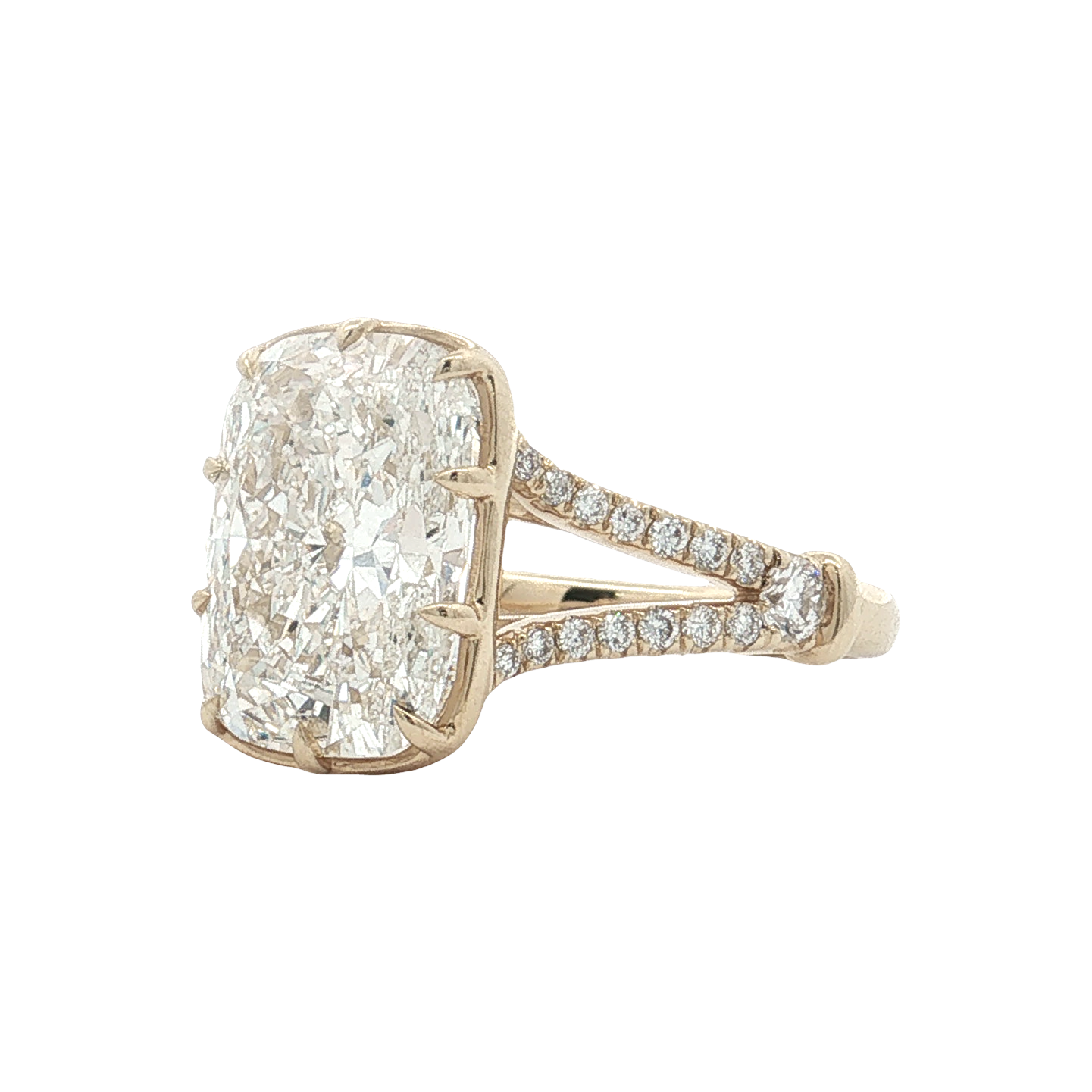 Yellow Gold Lab-Diamond Ring