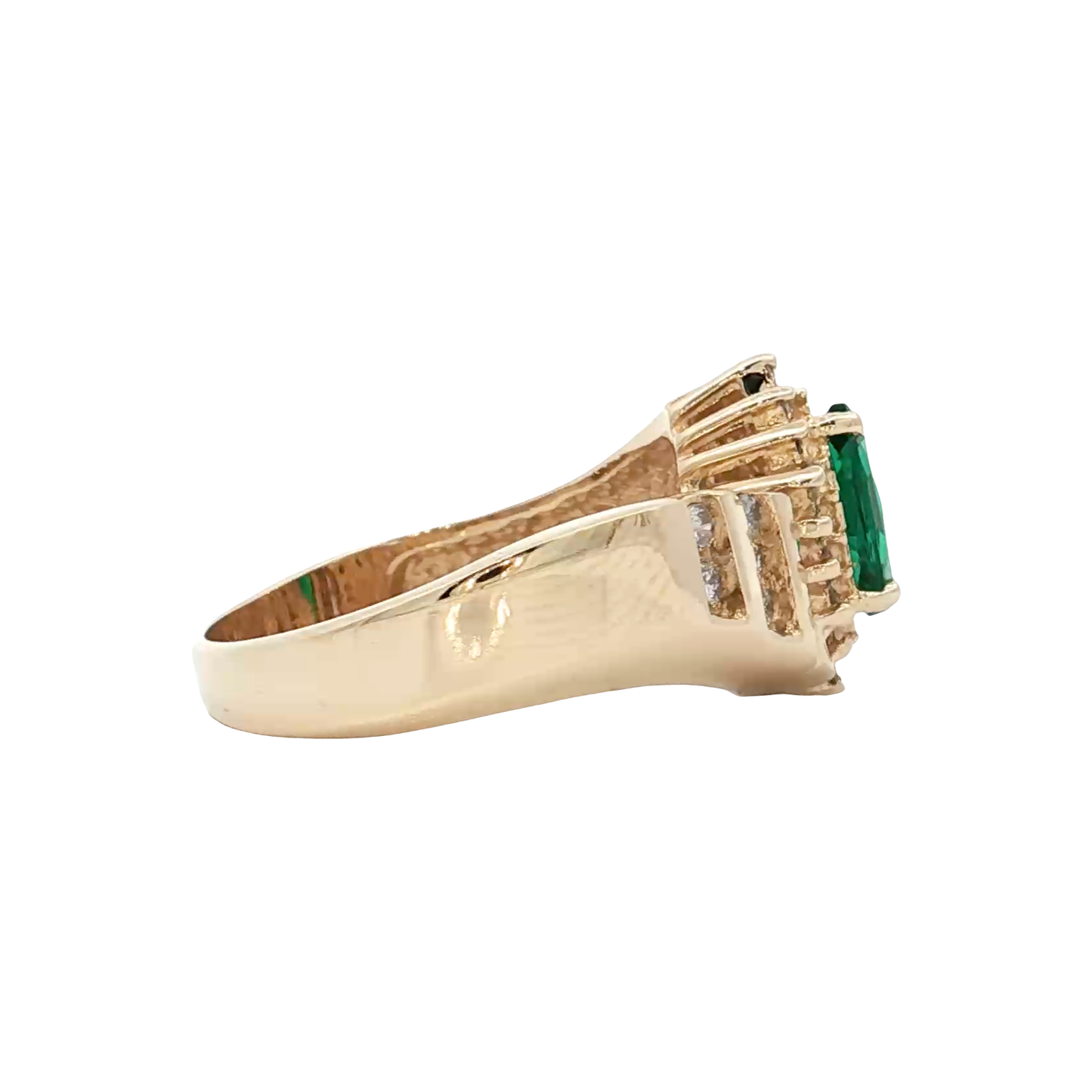 Yellow gold Emerald & Diamond Ring