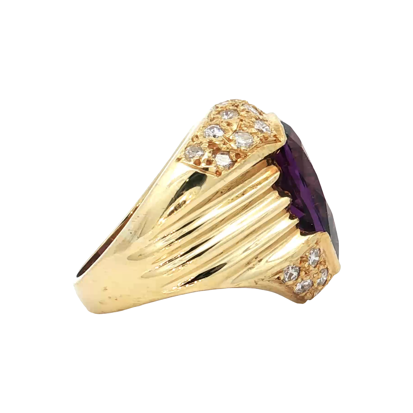 Yellow Gold Amathys & Diamond Ring