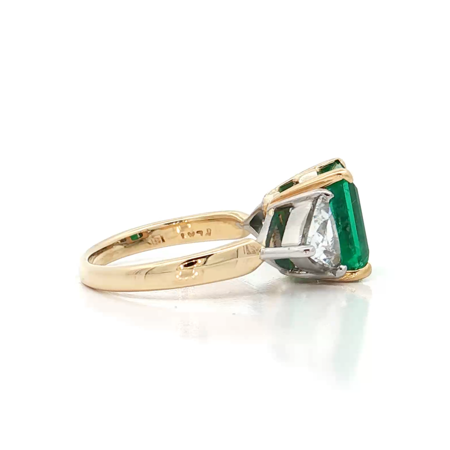 Yellow Gold Emerald & Diamond Ring