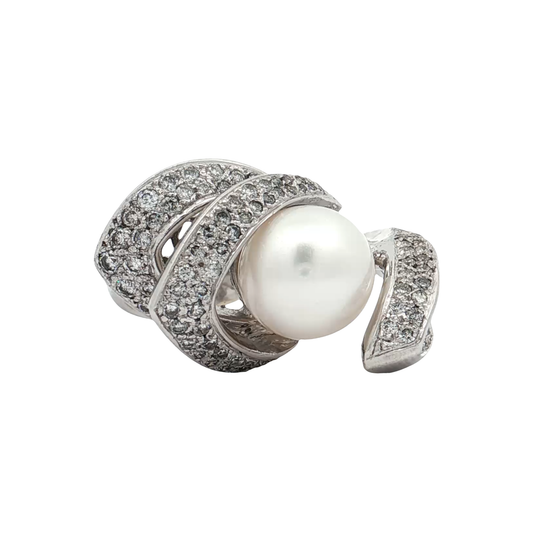 White Gold Pearl & Diamond Ring