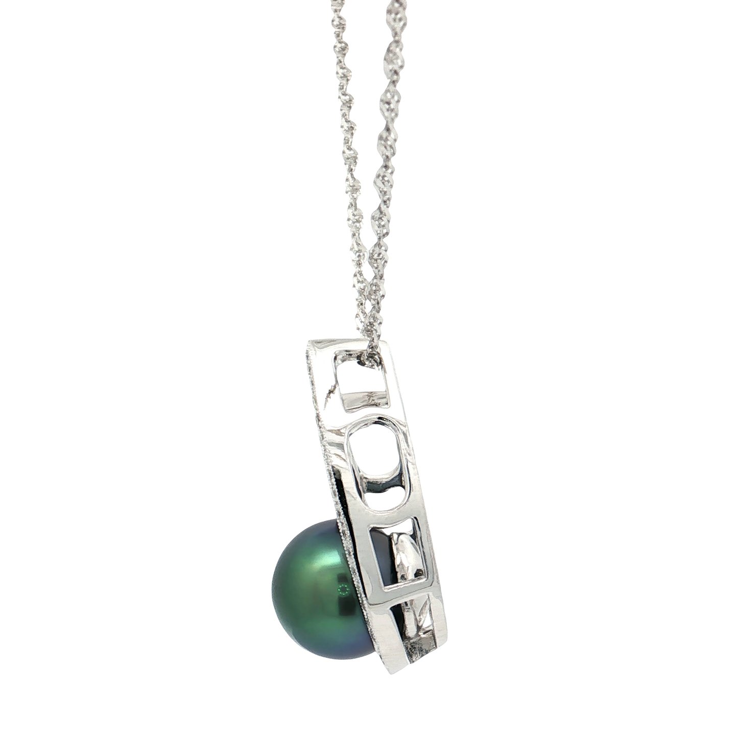White Gold Pearl & Diamond Necklace