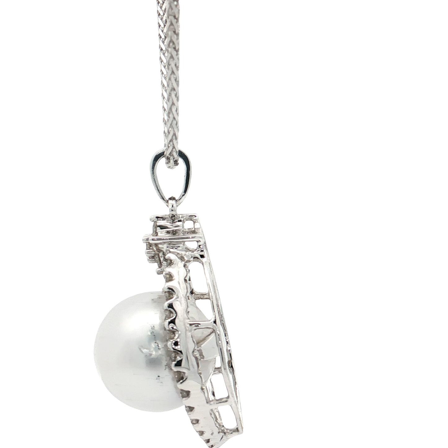 White Gold Pearl & Diamond Necklace