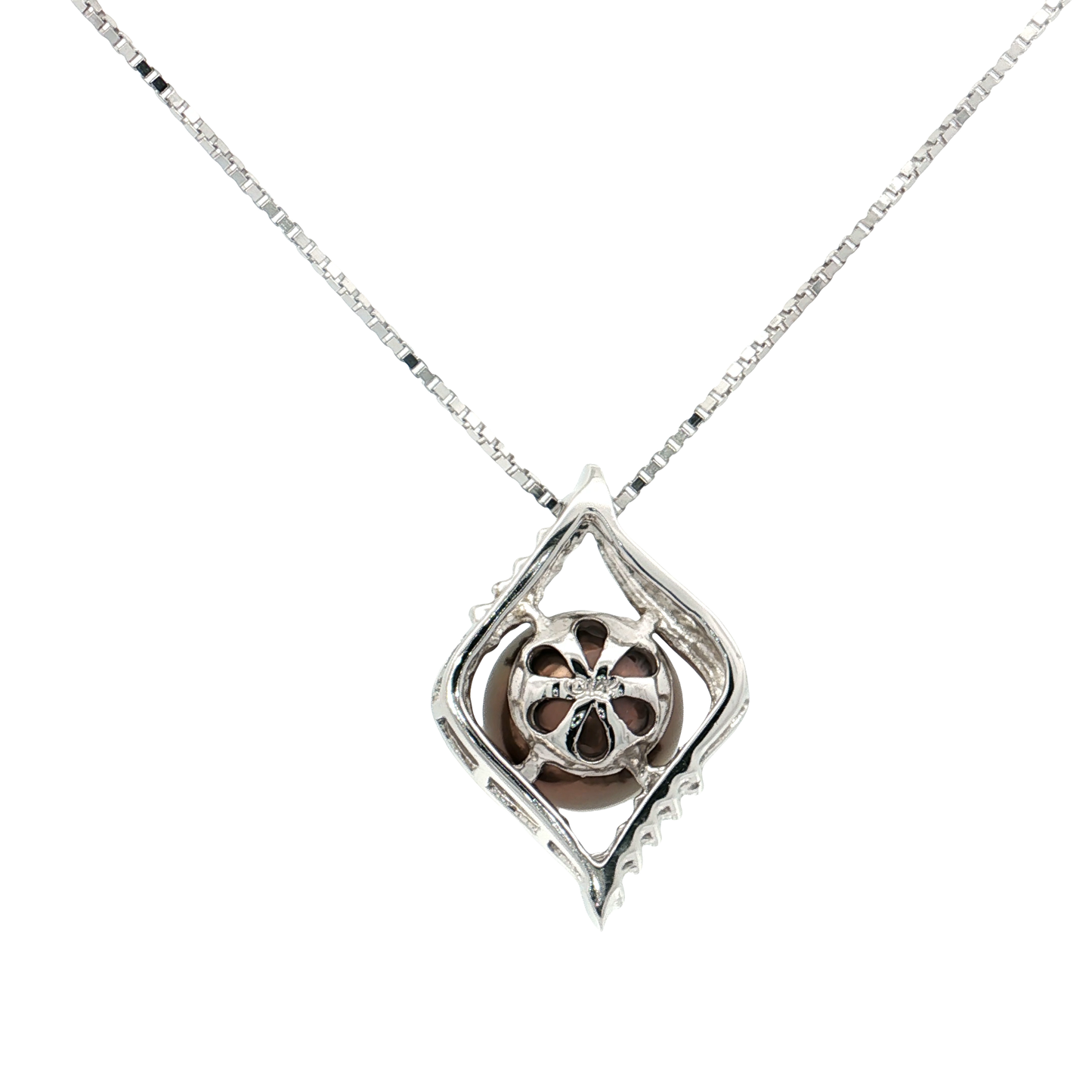 White Gold Pearl & Diamond Necklace