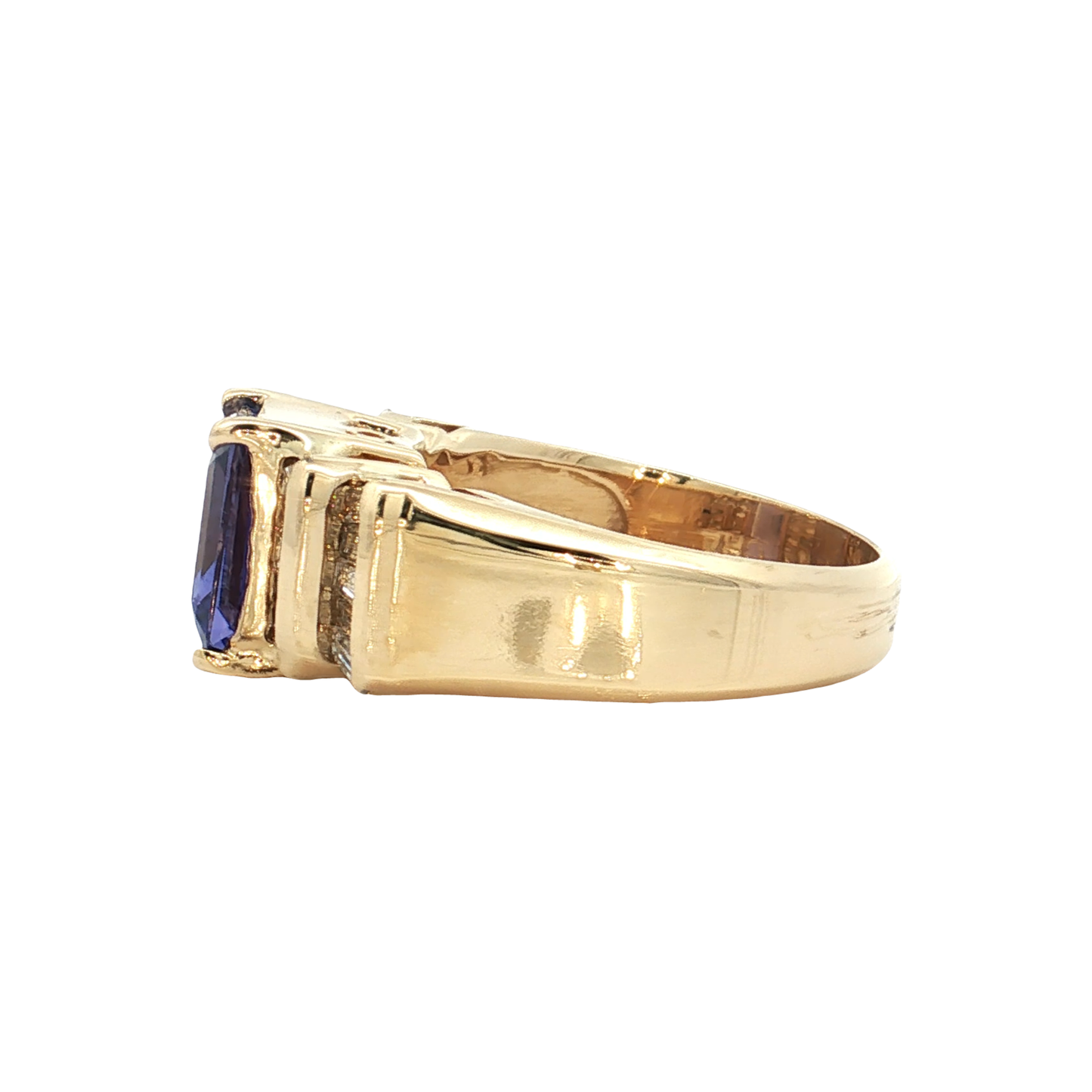 Yellow Gold Tanzanite & Diamond Ring