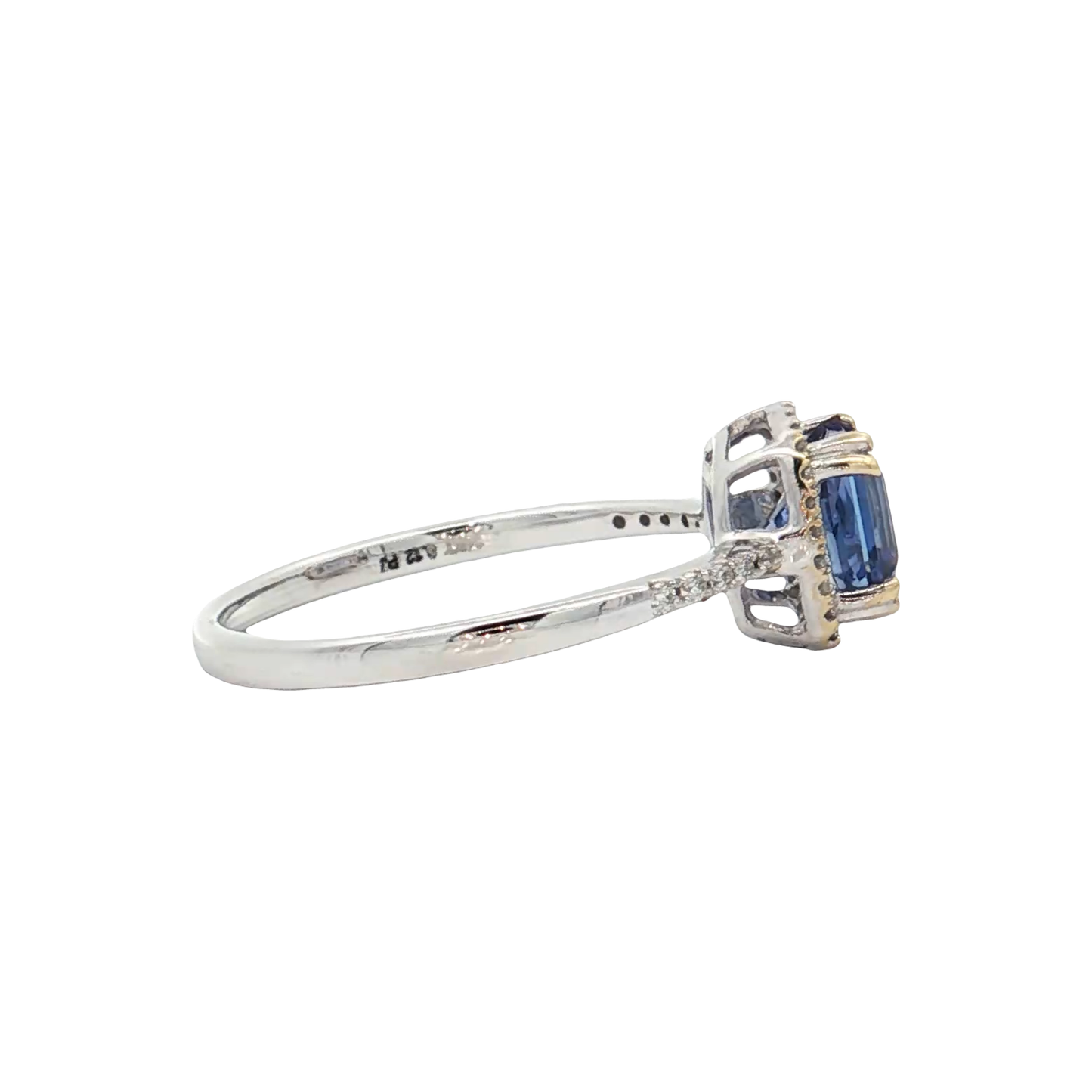 White Gold Tanzanite & Diamond Ring