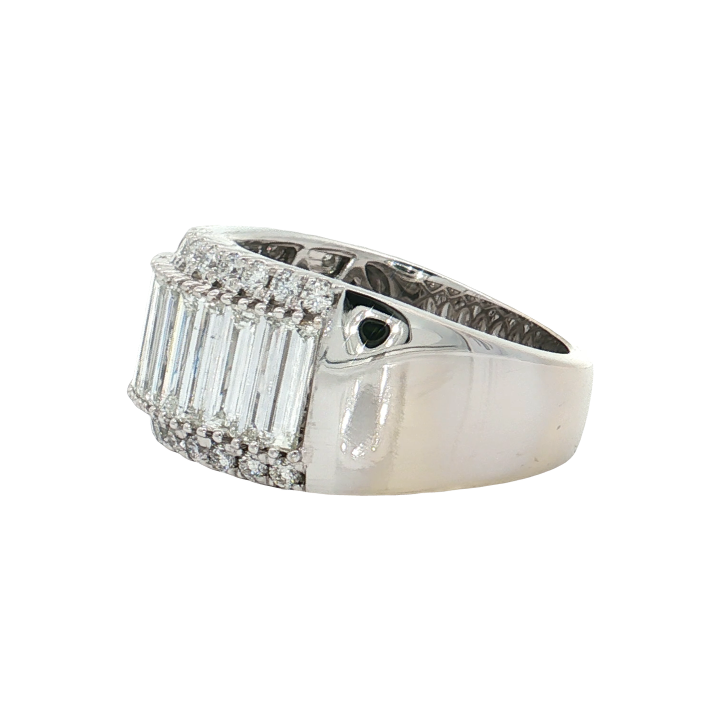 White Gold Diamond Fashion Ring