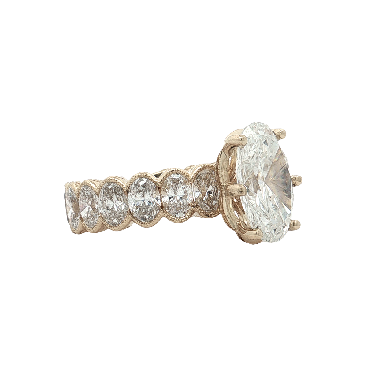 Yellow Gold Lab-Diamond Ring