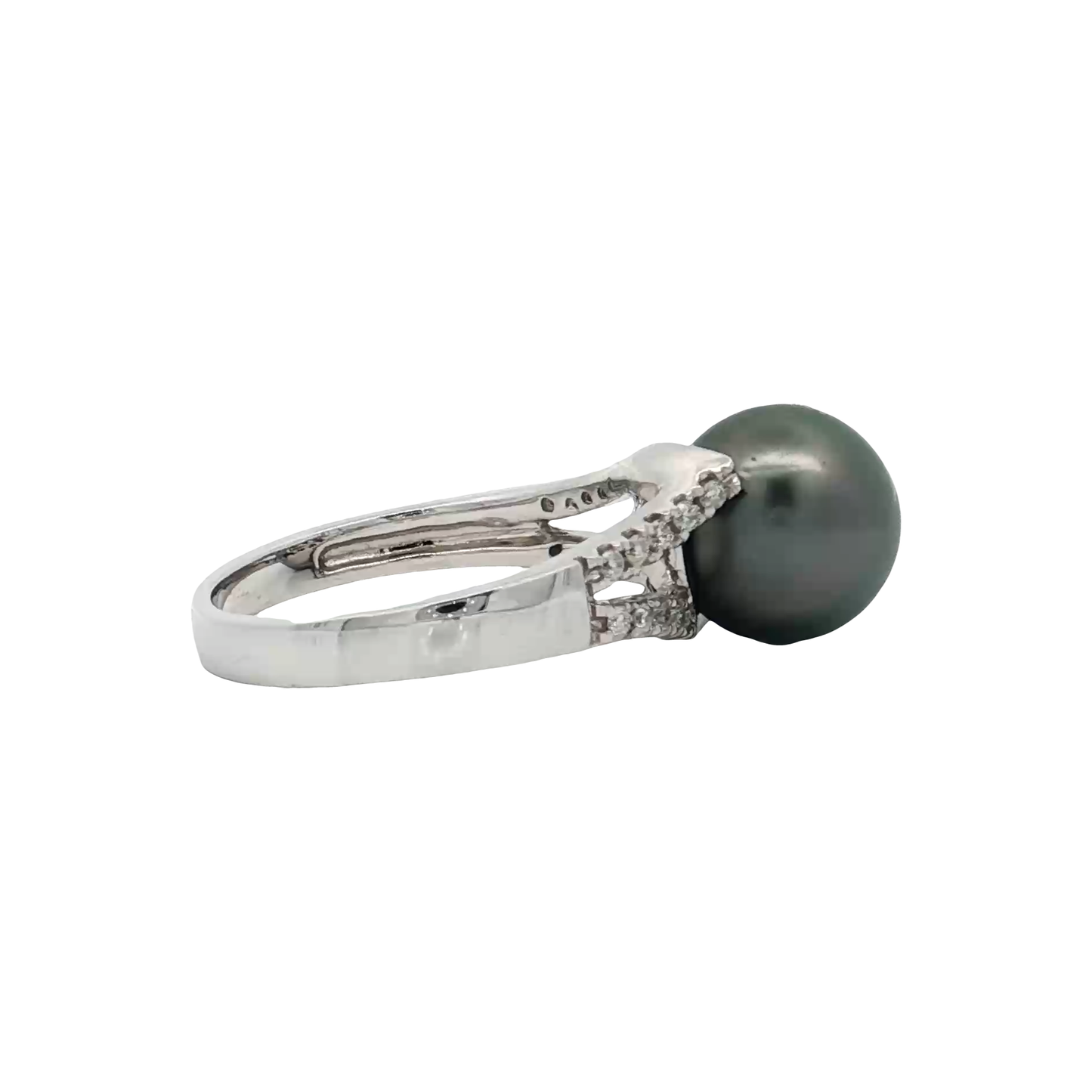 White Gold Pearl & Diamond Ring