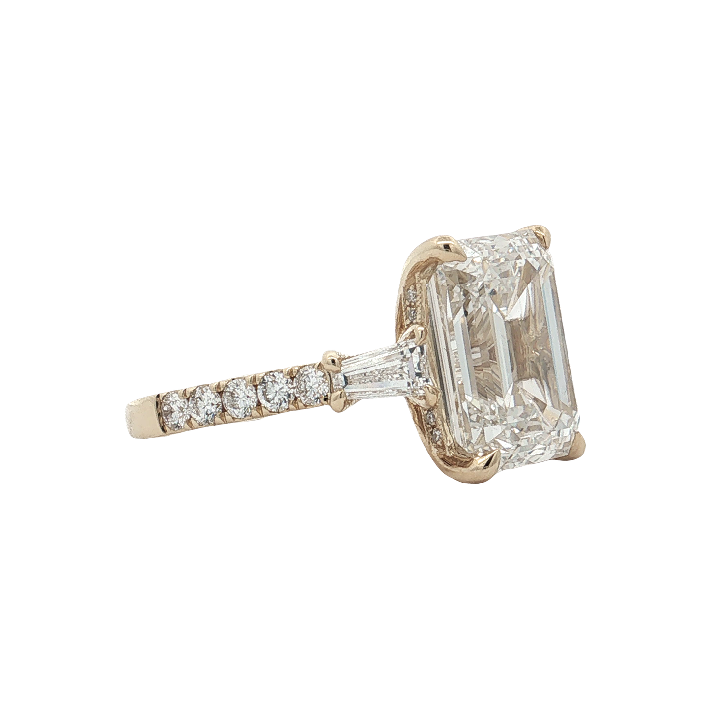 Yellow Gold Lab-Diamond Ring