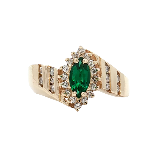 Yellow gold Emerald & Diamond Ring