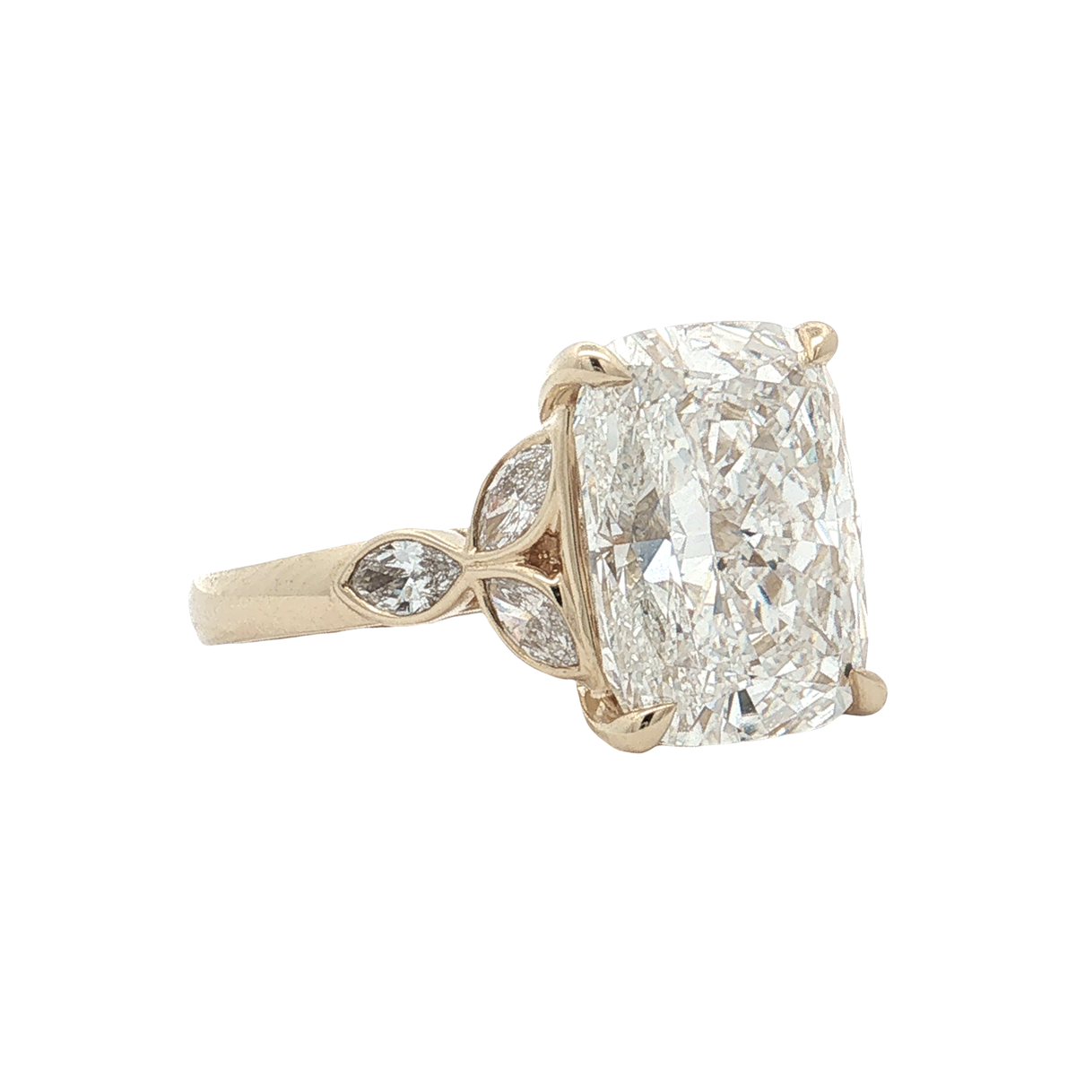 Yellow Gold Lab-Diamond Ring