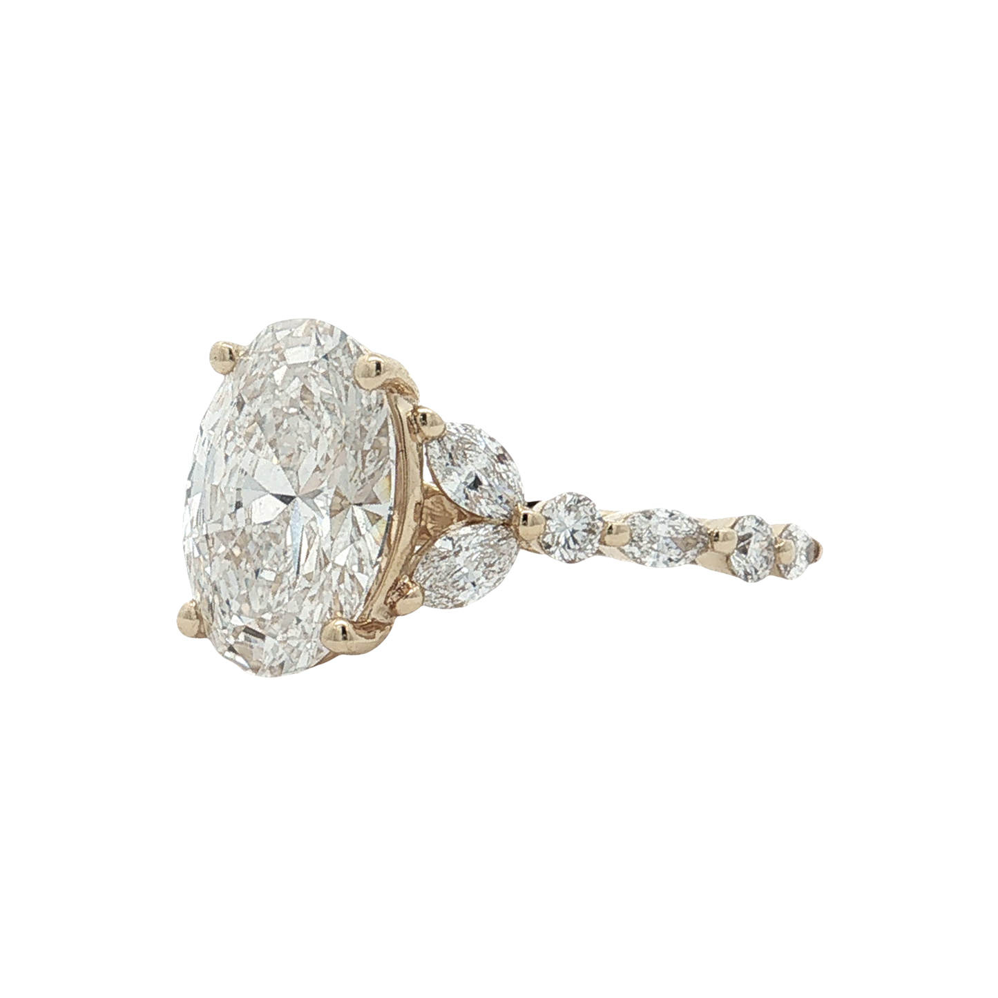 Yellow Gold Lab-Diamond Ring