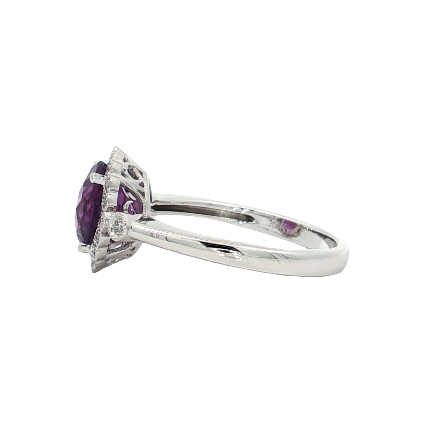 White Gold Amathyst & Diamond Ring
