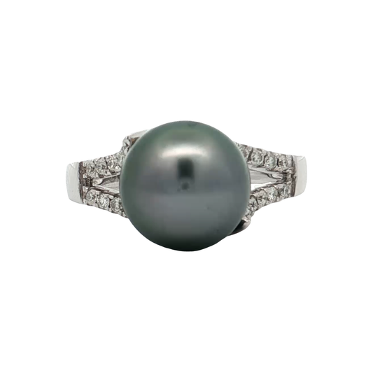 White Gold Pearl & Diamond Ring