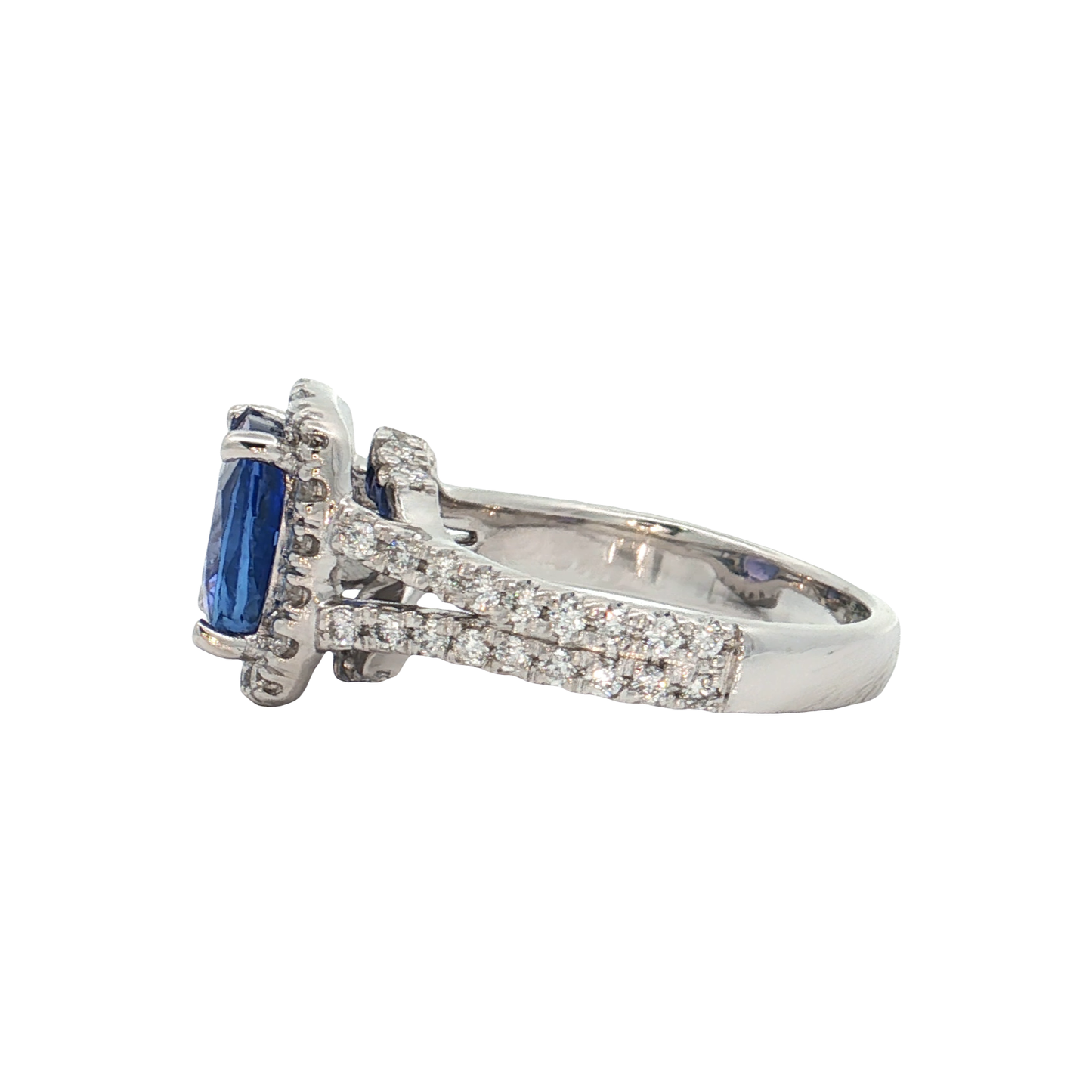 White Gold Tanzanite & Diamond Ring