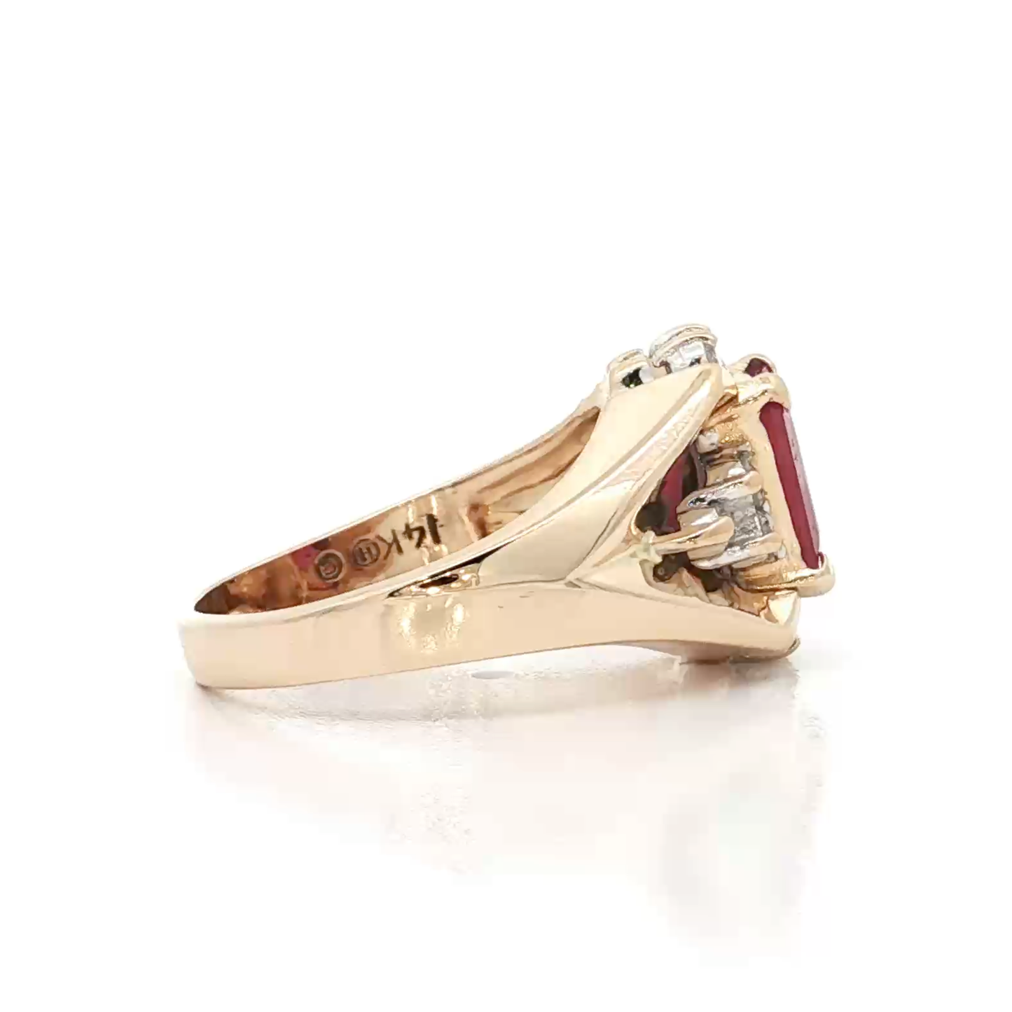 Yellow Gold Ruby & Diamond Ringd