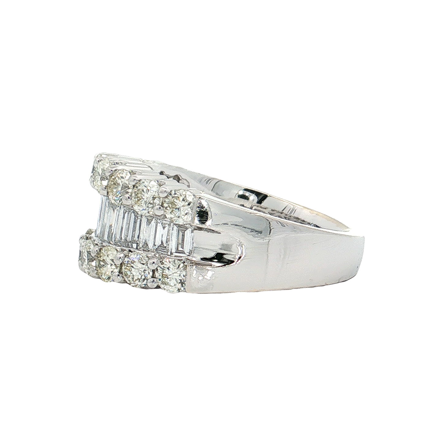 White Gold Diamond Fashion Ring