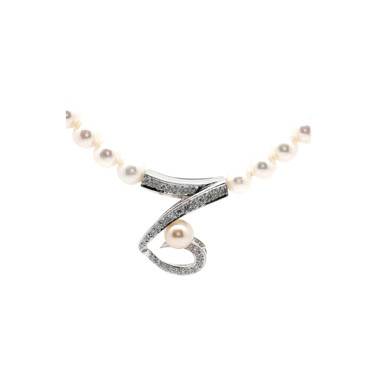 White Gold Pearl & Diamond Necklace