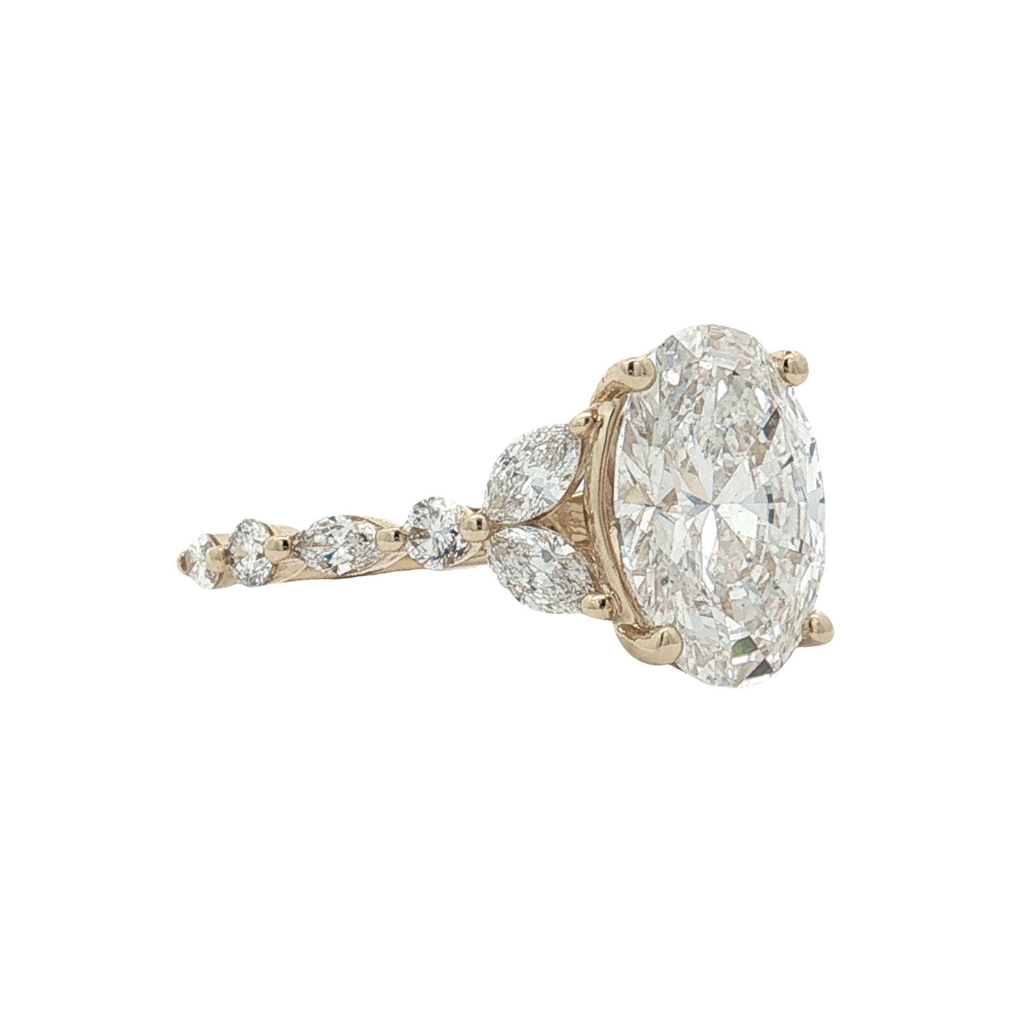 Yellow Gold Lab-Diamond Ring