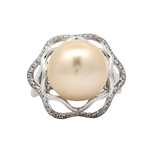 White Gold Pearl & Diamond Ring