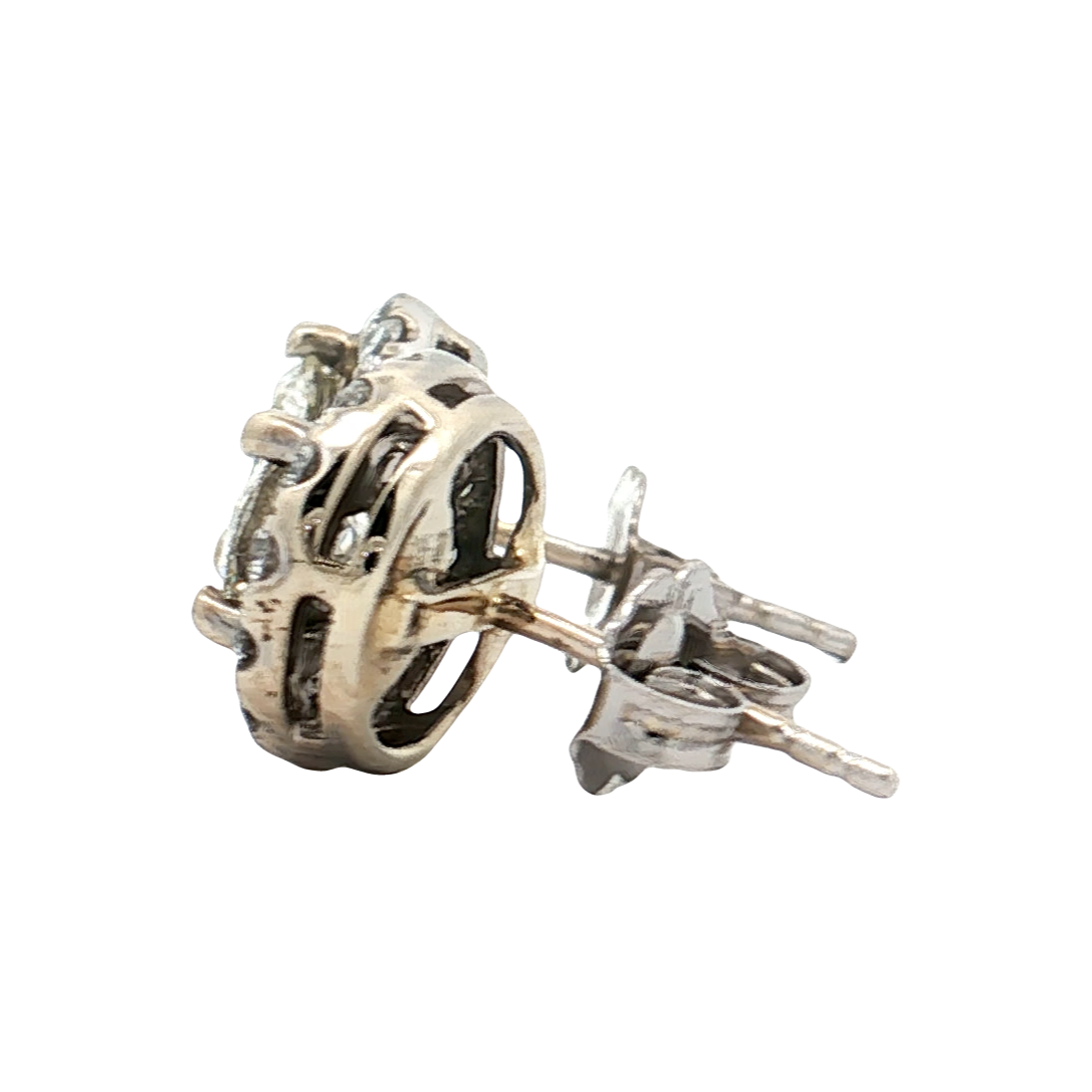 White Gold Daimond Studs