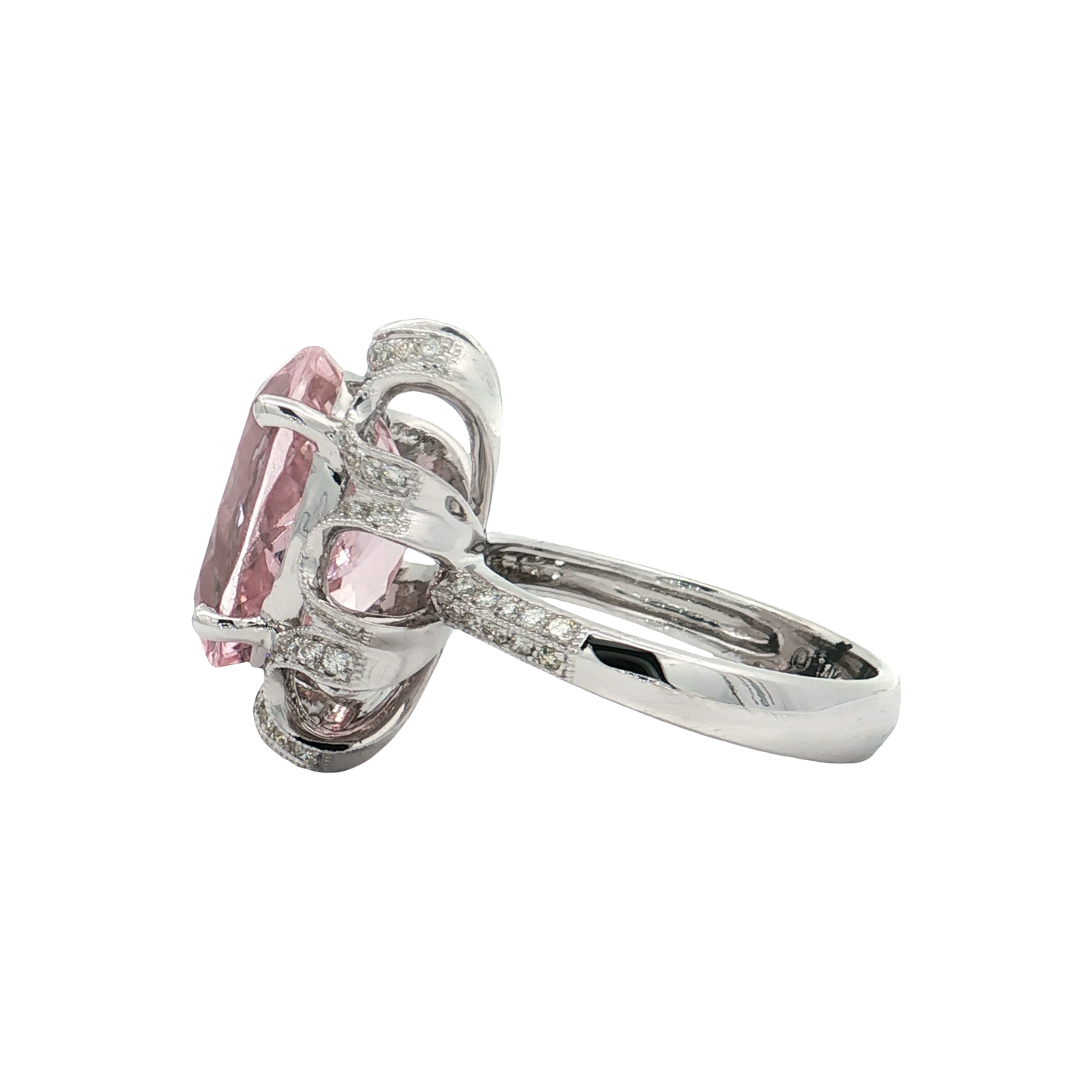 White gold Morganite & Diamond Ring