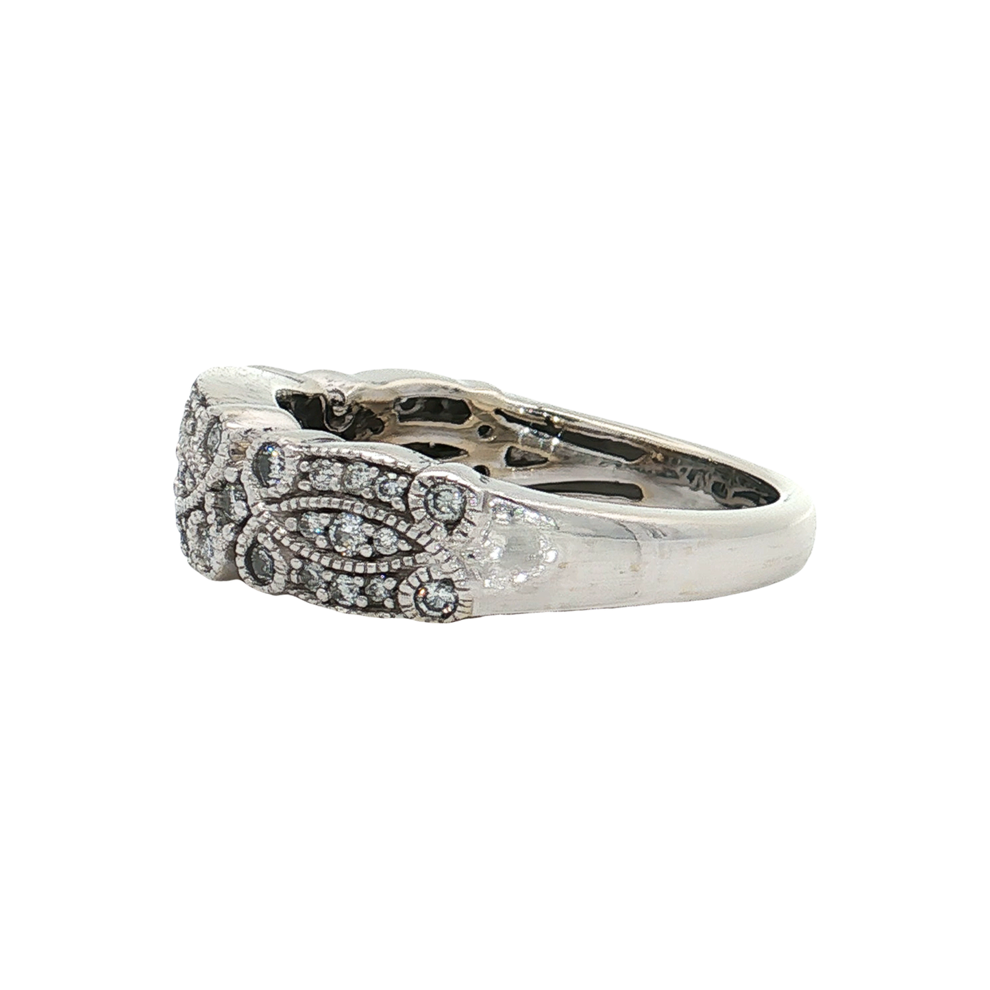 White Gold Diamond Fashion Ring