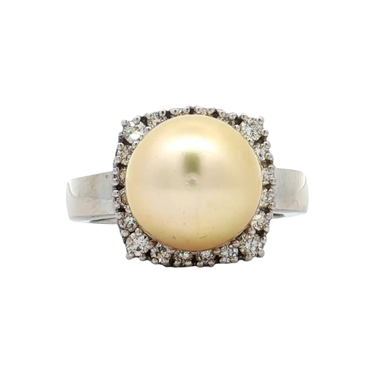 White Gold Pearl & Diamond Ring