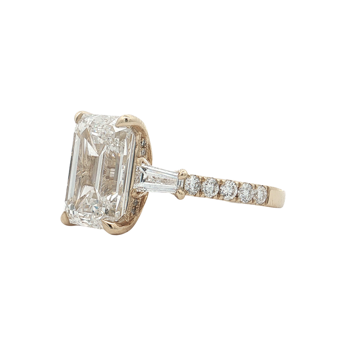 Yellow Gold Lab-Diamond Ring