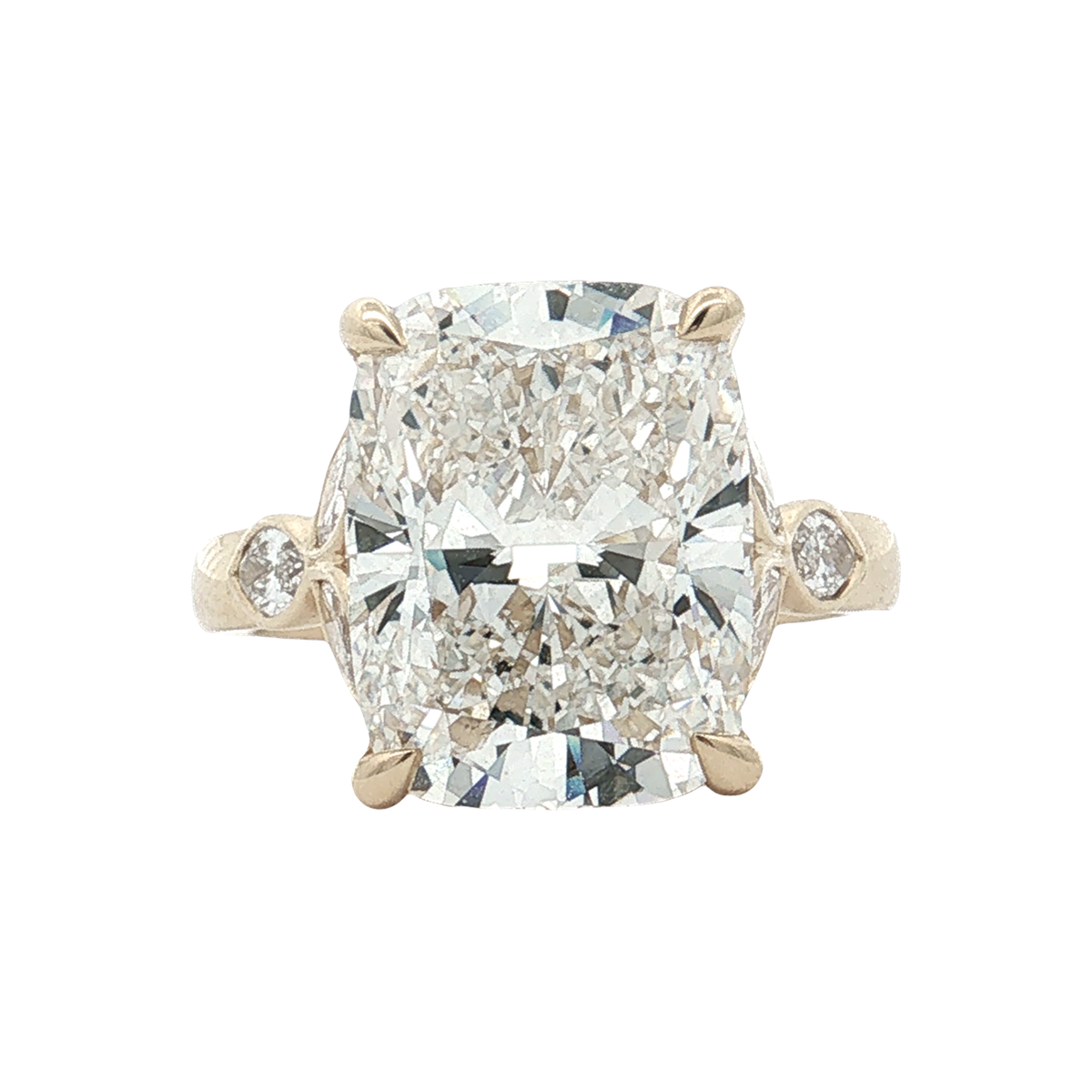 Yellow Gold Lab-Diamond Ring